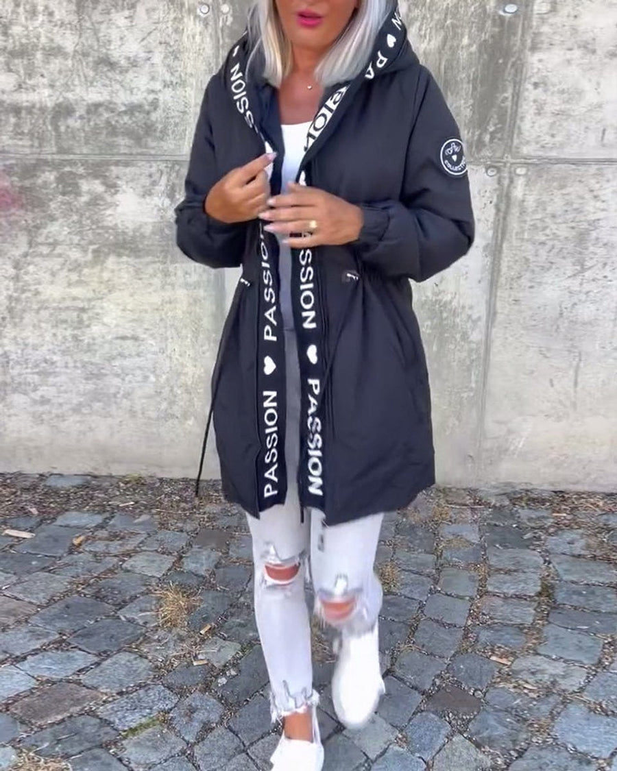 Camila | Parka midi con capucha y cordón