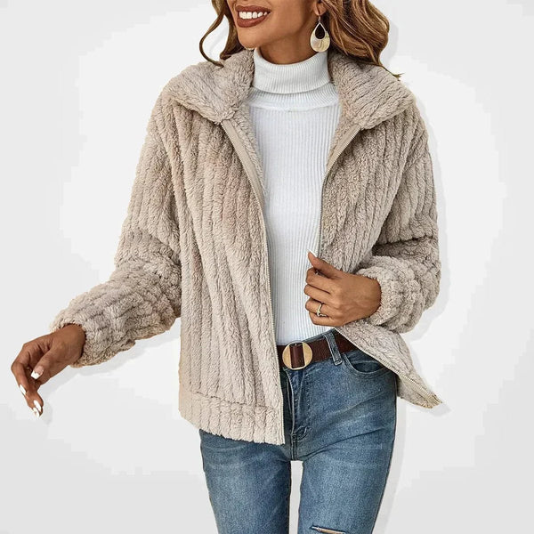 Roberta | Chaqueta suave con cremallera